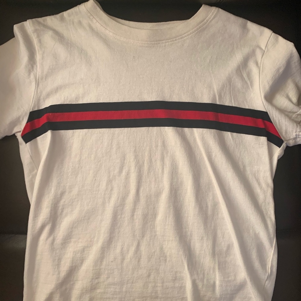 Brandy Melville Black and Red Strip Tee-Shirt